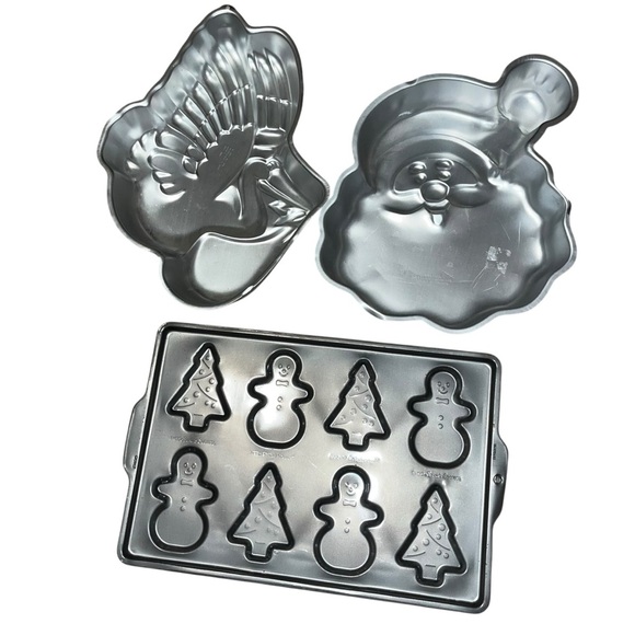 Vintage baking lot Ekco cookie sheet Wilton Christmas Santa stork cake pans - Picture 2 of 6